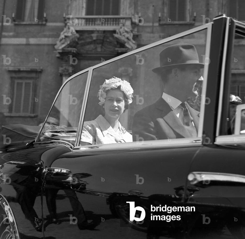 Elizabeth II in the car, Italy, 1961 (b/w photo)