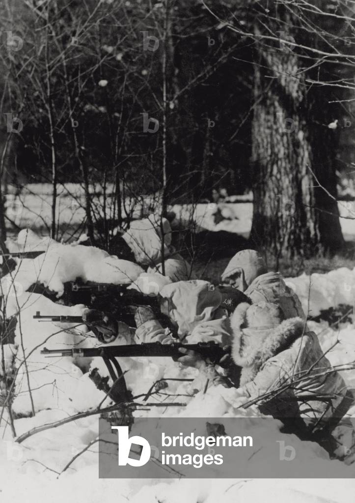 Soldiers in action,, 1942