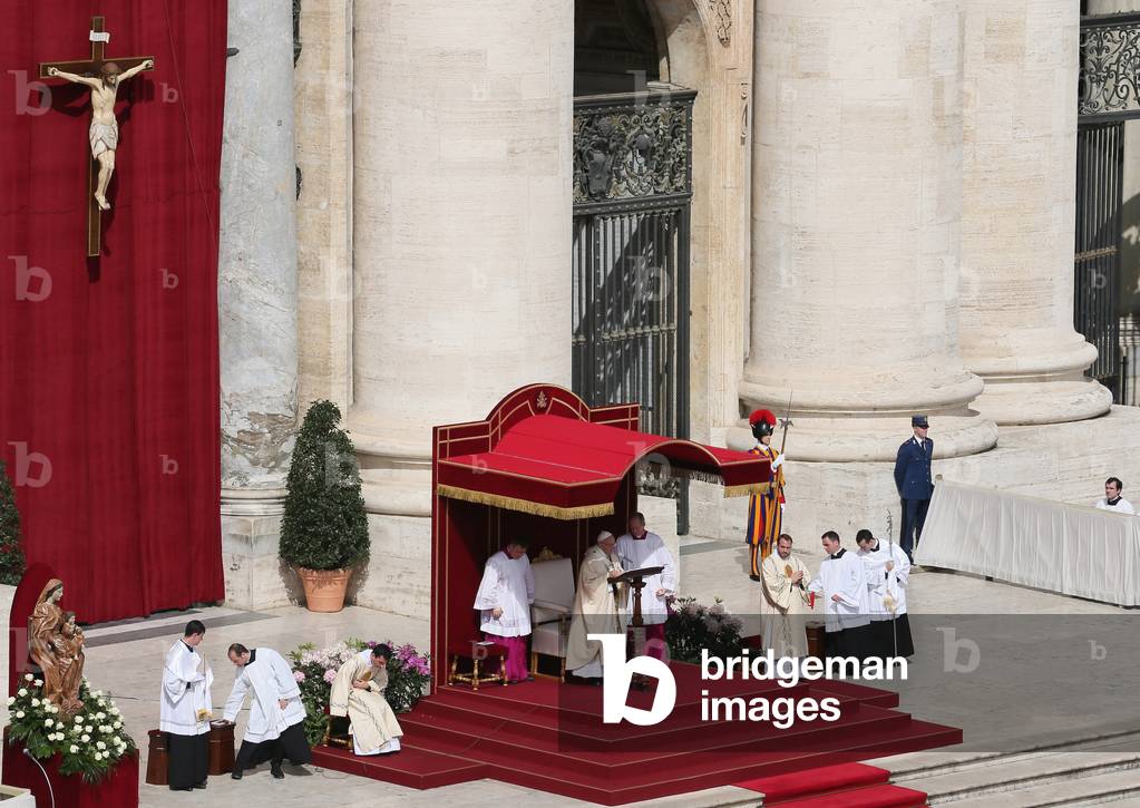 News story: the backstage of Vatican City, Vatican, 2010 (photo)