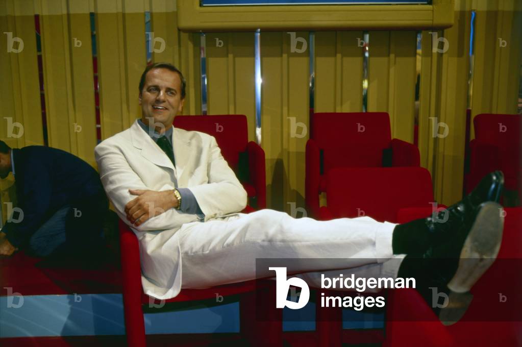 Enrico Bertolino on the set of the TV broadcast Convenscion, Italy