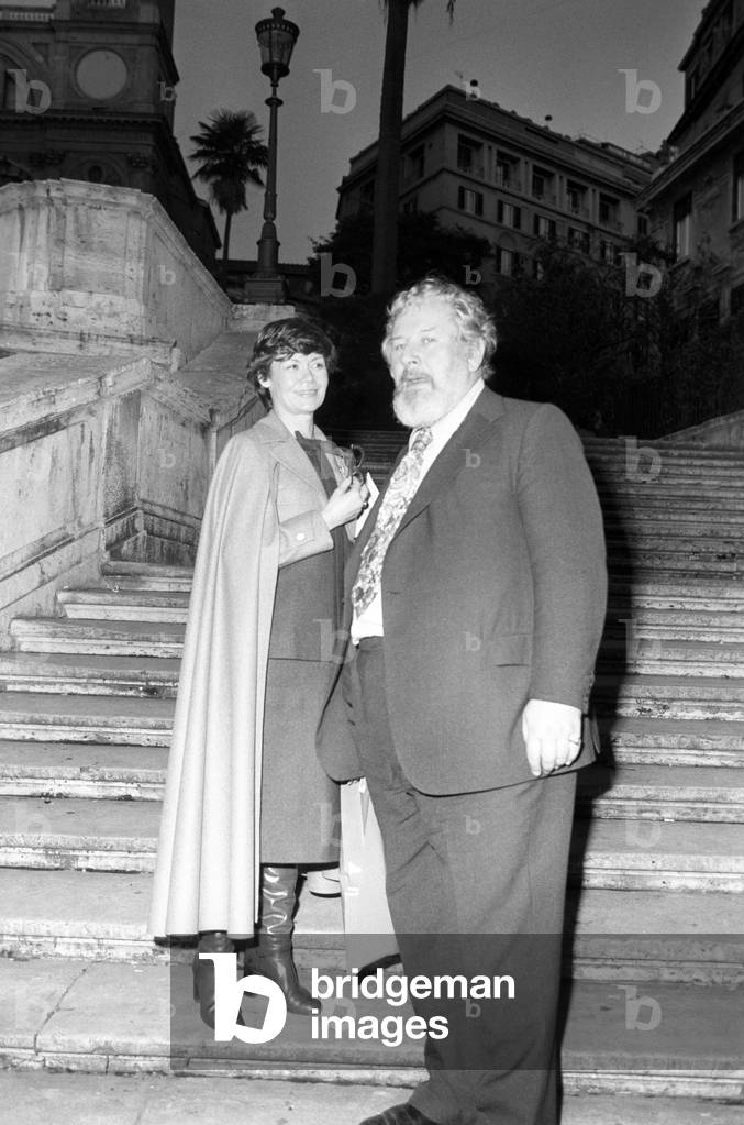Peter Ustinov and Helene du Lau d'Allemans in Rome, Italy, 1977 (b/w photo)