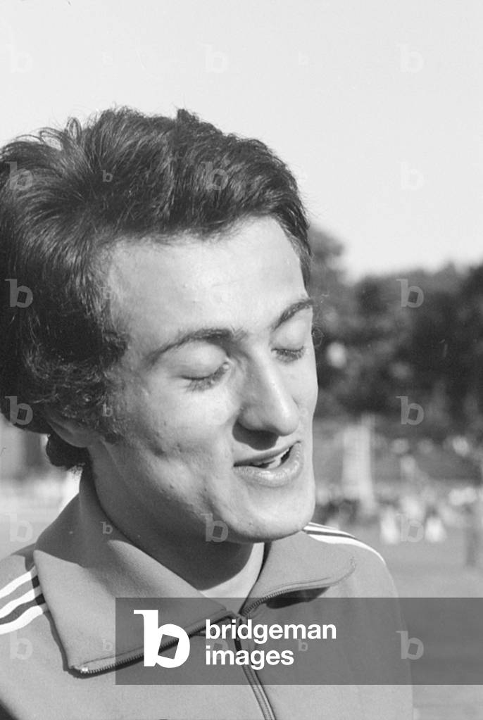 Pietro Mennea being interviewed, 1970 (b/w photo)