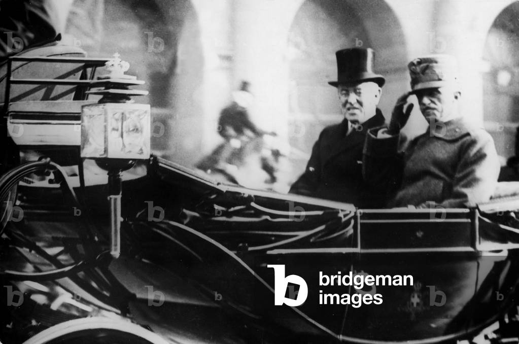 Victor Emmanuel III and Thomas Woodrow Wilson on a carriage