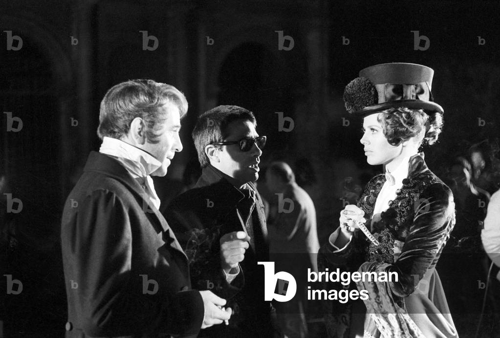 Enrico Maria Salerno, Luigi Magni and Britt Ekland on the film set of The Conspirators, Unspecified, 1969 (b/w photo)