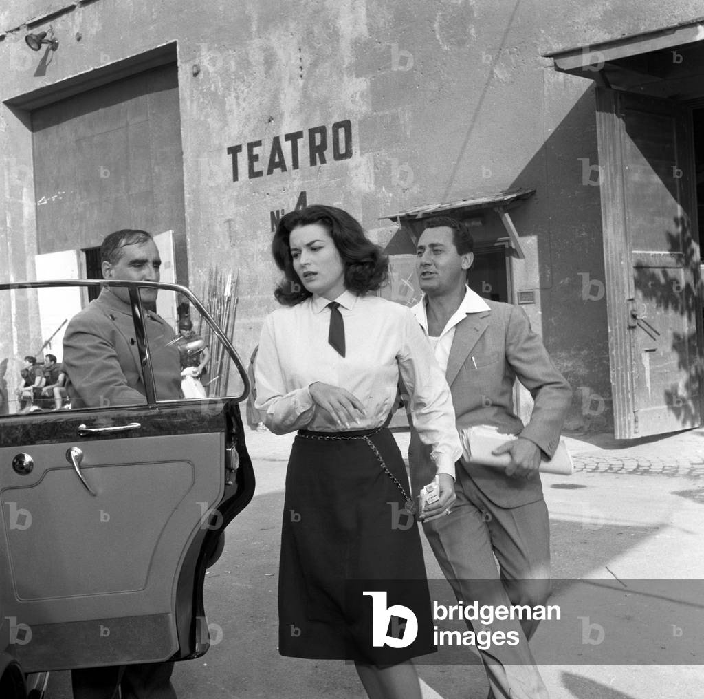 Una vita difficile by Dino Risi, 1961