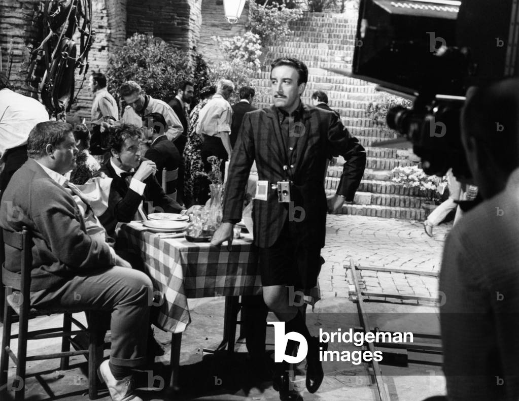 Peter Sellers, Tino Buazzelli and Mac Ronay in 'After the fox', 1966 (b/w photo)