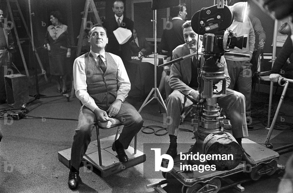 Alberto Sordi on the film set of the segment Guglielmo il dentone, Unspecified, 1965 (b/w photo)