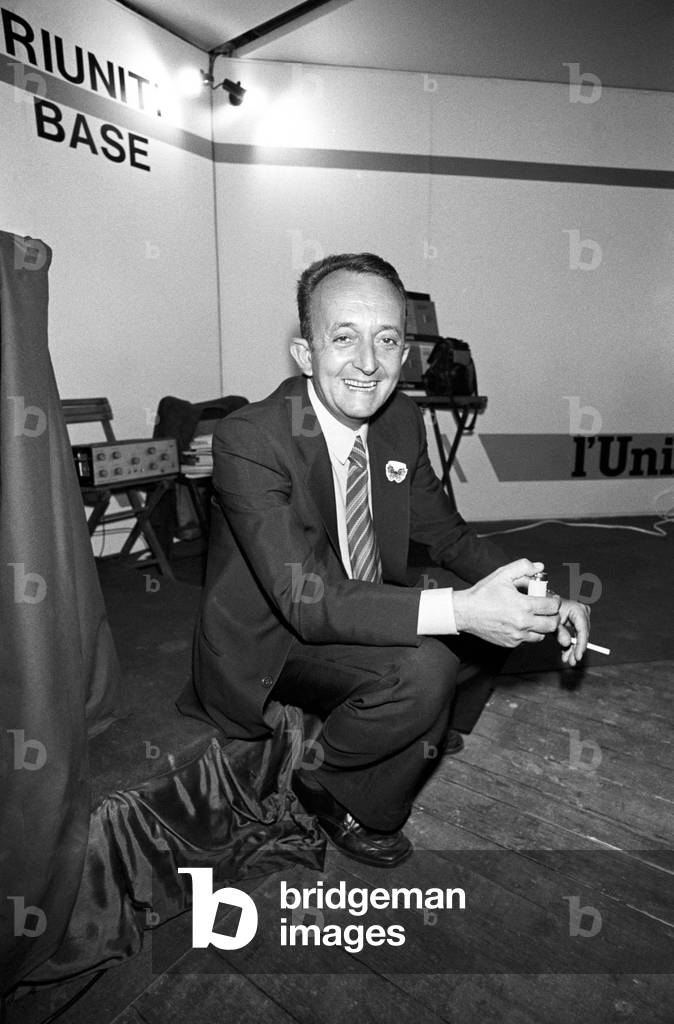 Tullio De Mauro smiling