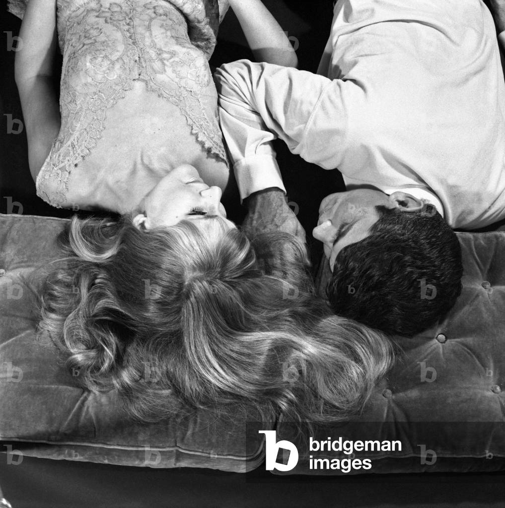 Two engaged people lying, Italy