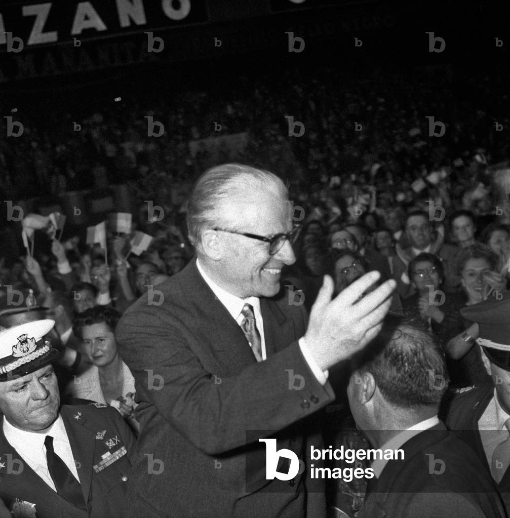 A radiant Giovanni Gronchi