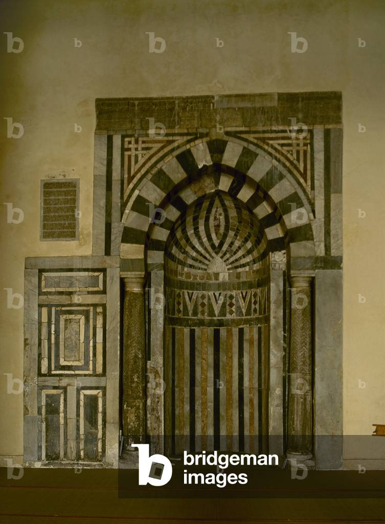Mihrab of al-Hakim Mosque, by Fatimid craftsmen, 928-992, 10th century, Cairo, Egypt (marble and sandstone)