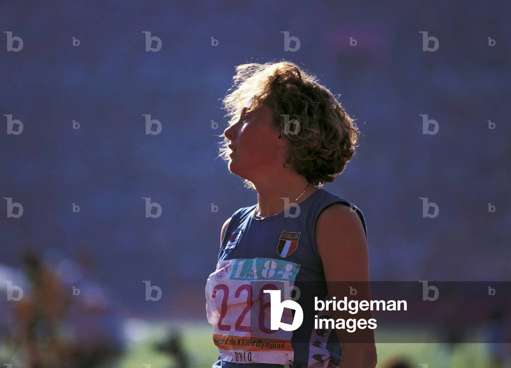 Gabriella Dorio having a rest, 1984 (photo)