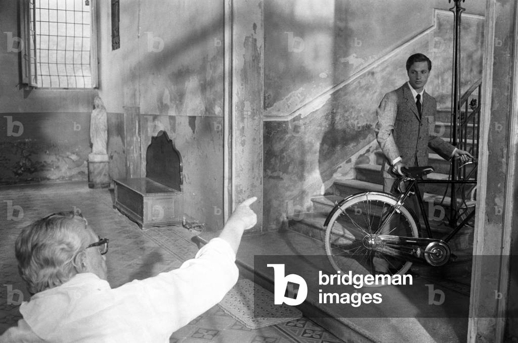 Vittorio De Sica and Lino Capolicchio on the set of The Garden of the Finzi-Continis, Italy, 1970 (b/w photo)