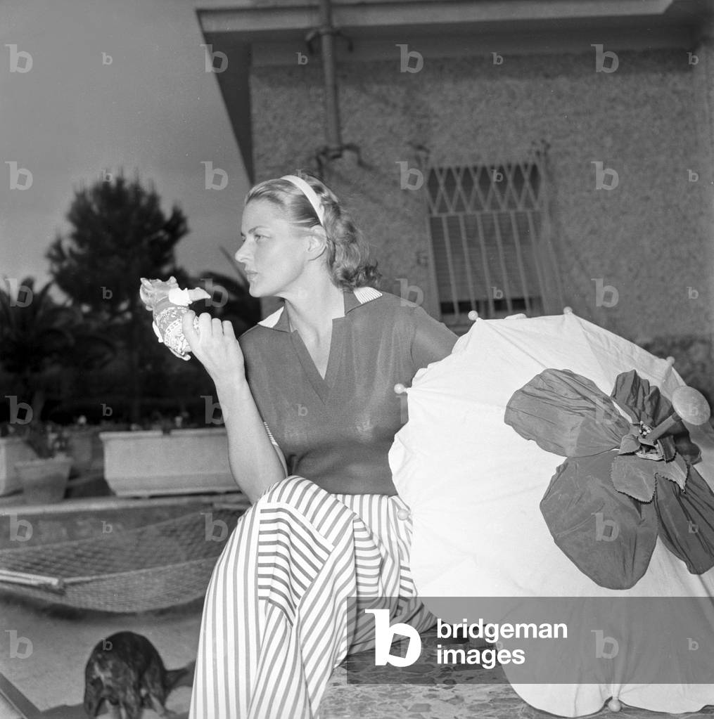 Ingrid Bergman posing, Italy, 1956 (b/w photo)