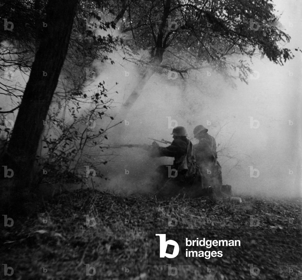 Hungarian soldiers during a battle