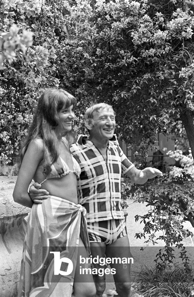 Renato Rascel and Giuditta Saltarini relaxing, Italy, 1974 (b/w photo)