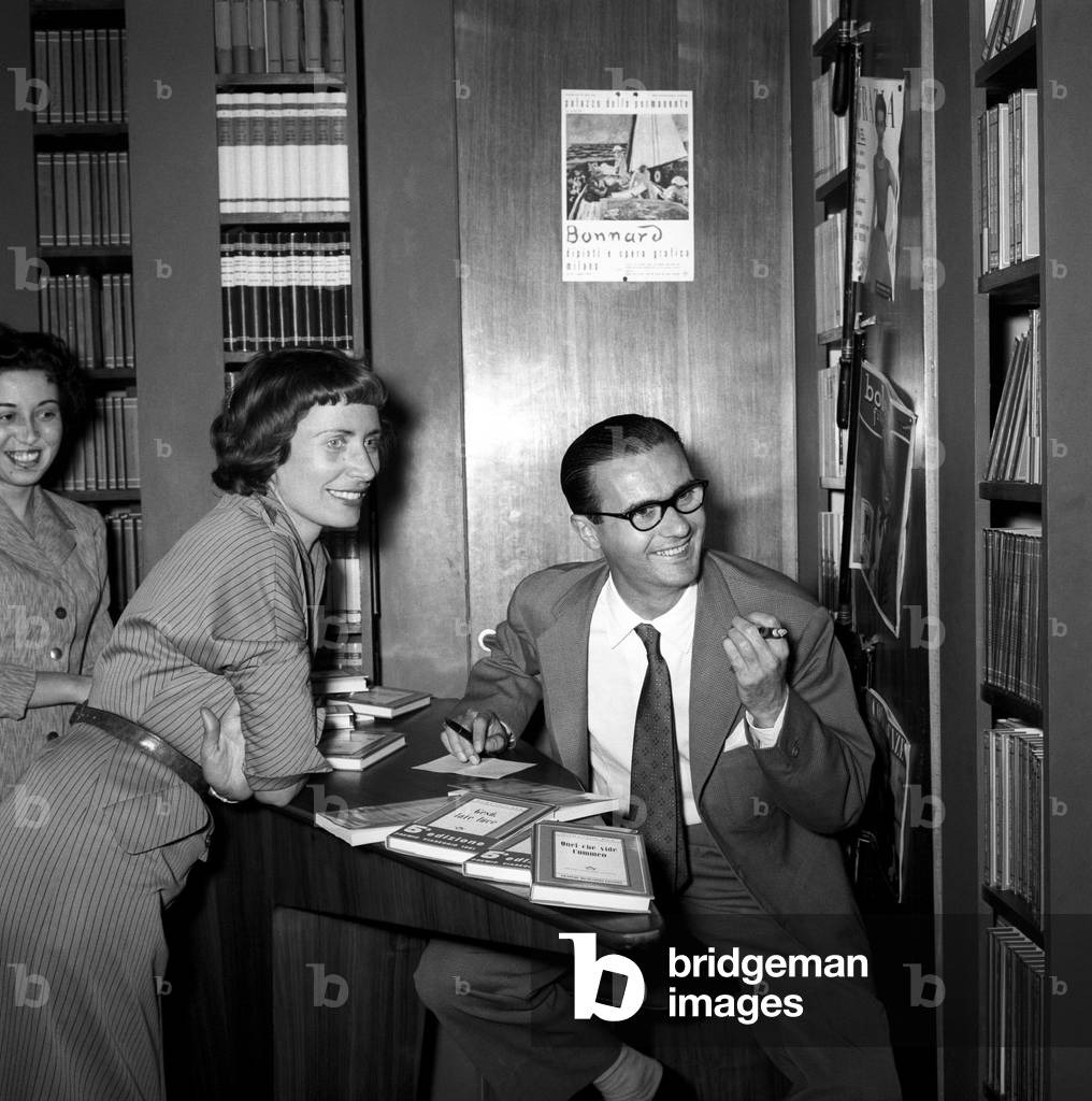 Domenico Rea is joking while he is signing his autograph,  Milan, Italy