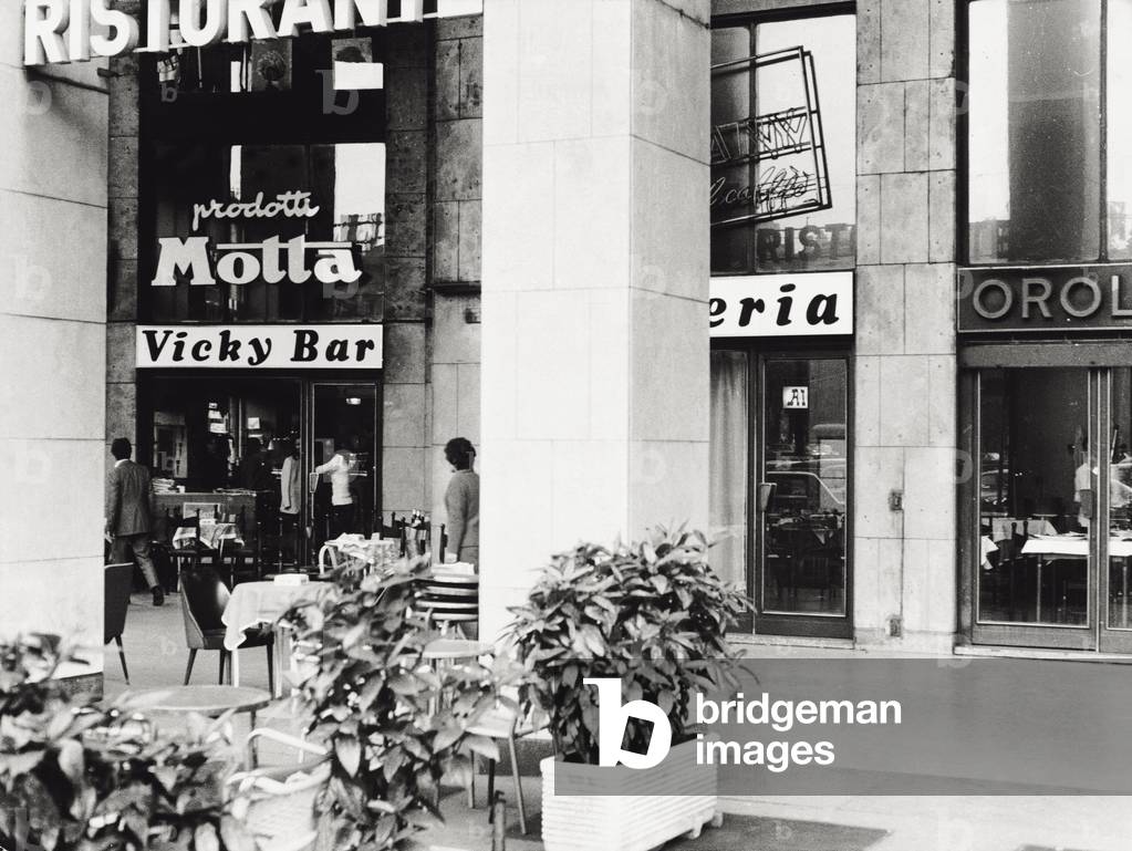 The 'Vicky Bar' in Piazza Duca d'Aosta, 1972 (b/w photo)