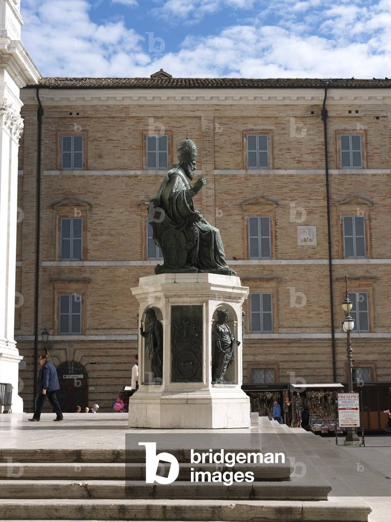 Monument to Pope Sixtus V, 1587