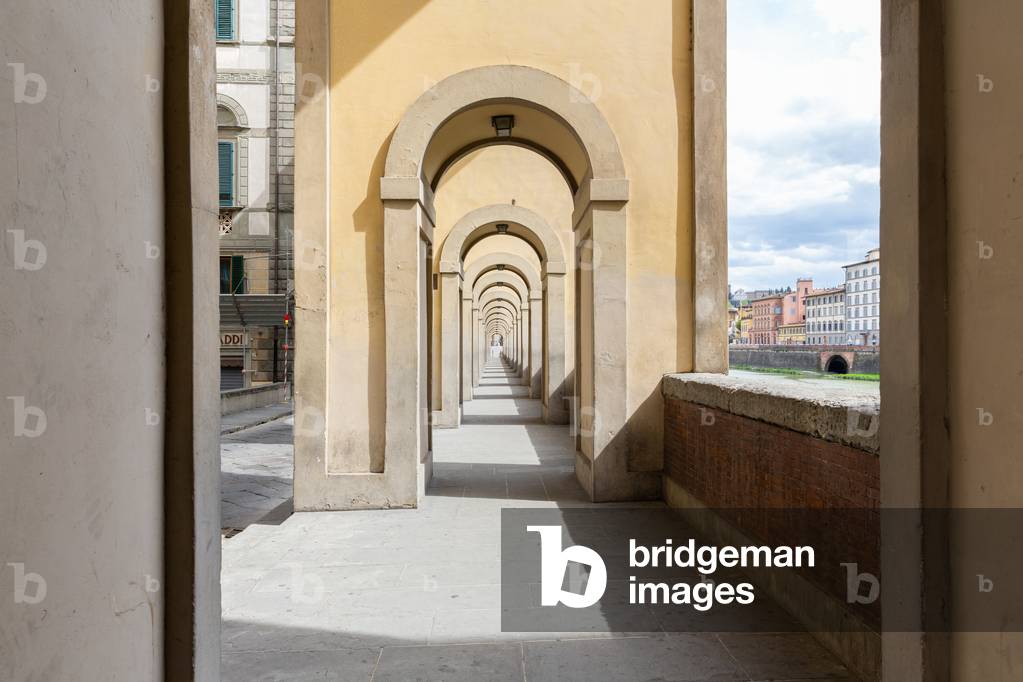 Vasari Corridor, Florence, Italy (photo)