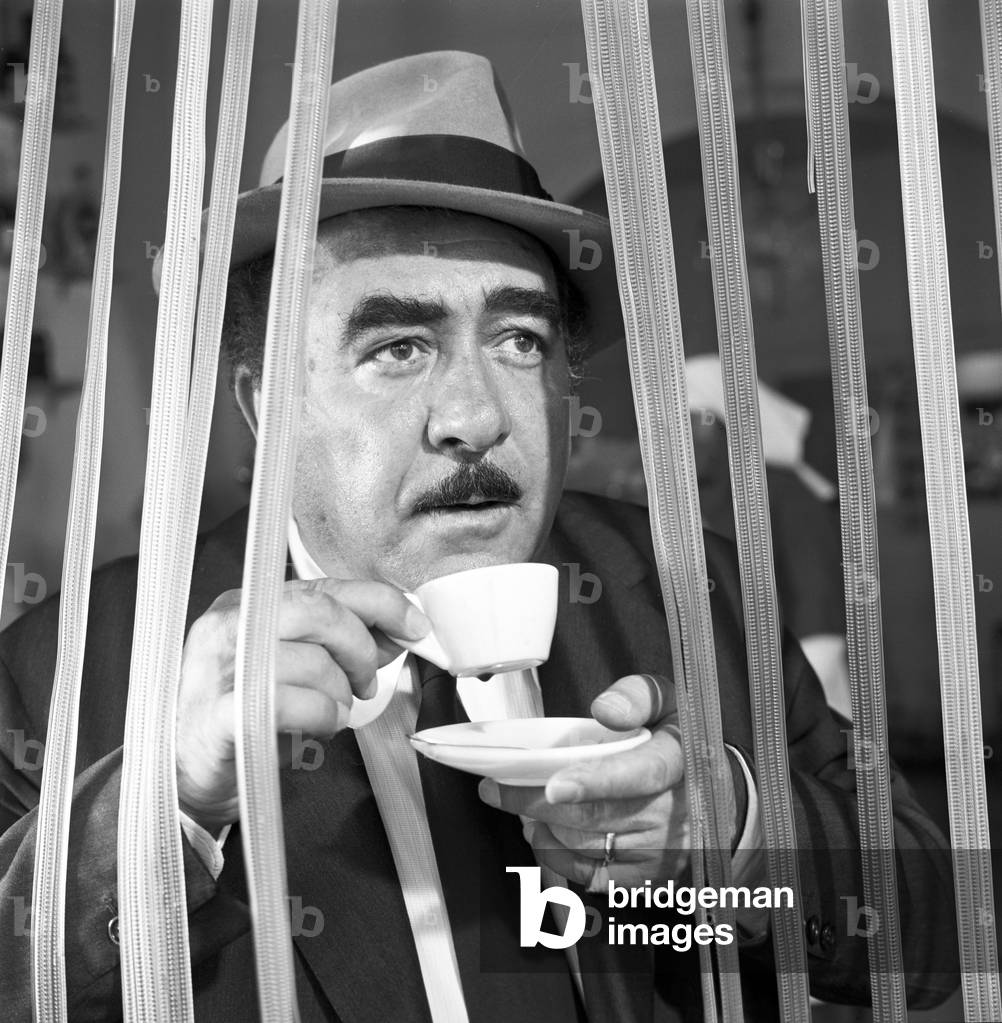 Saro Urza¬ in Seduced and Abandoned, Italy, 1963 (b/w photo)