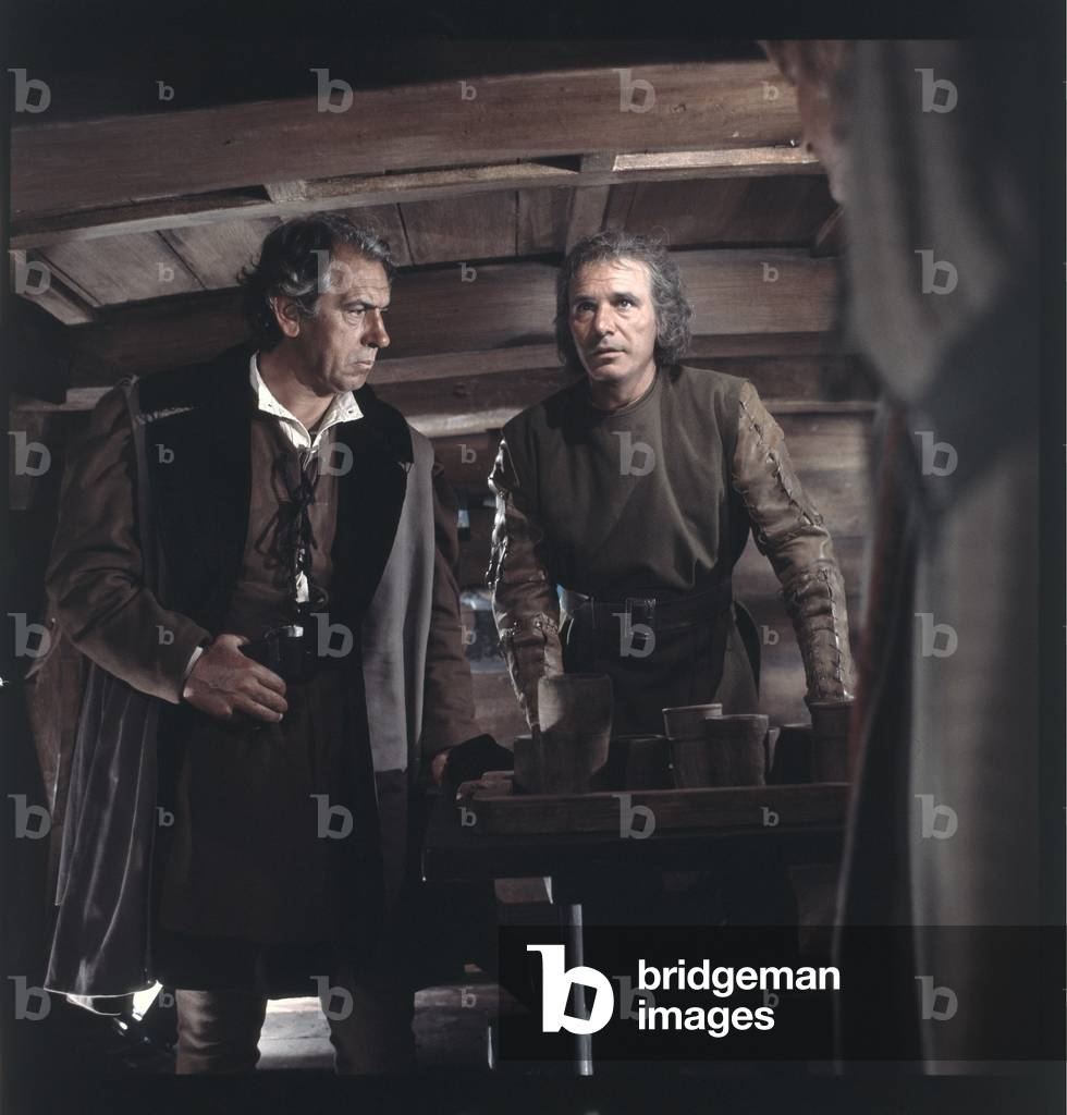 Andrea Checchi and Francisco Rabal in Cristoforo Colombo