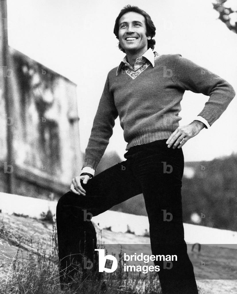 Maurizio Merli smiling