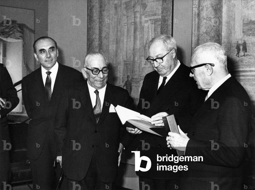 Arnoldo Mondadori, Sandro Pertini and Giuseppe Saragat, Italy
