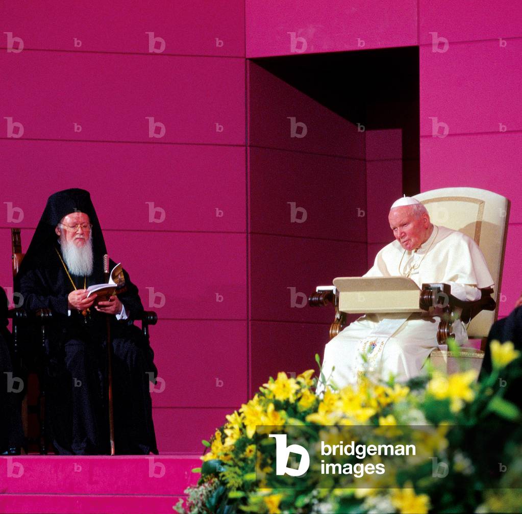 Pope John Paul II and Patriarch Bartholomew I of Constantinople, Assisi, Italy