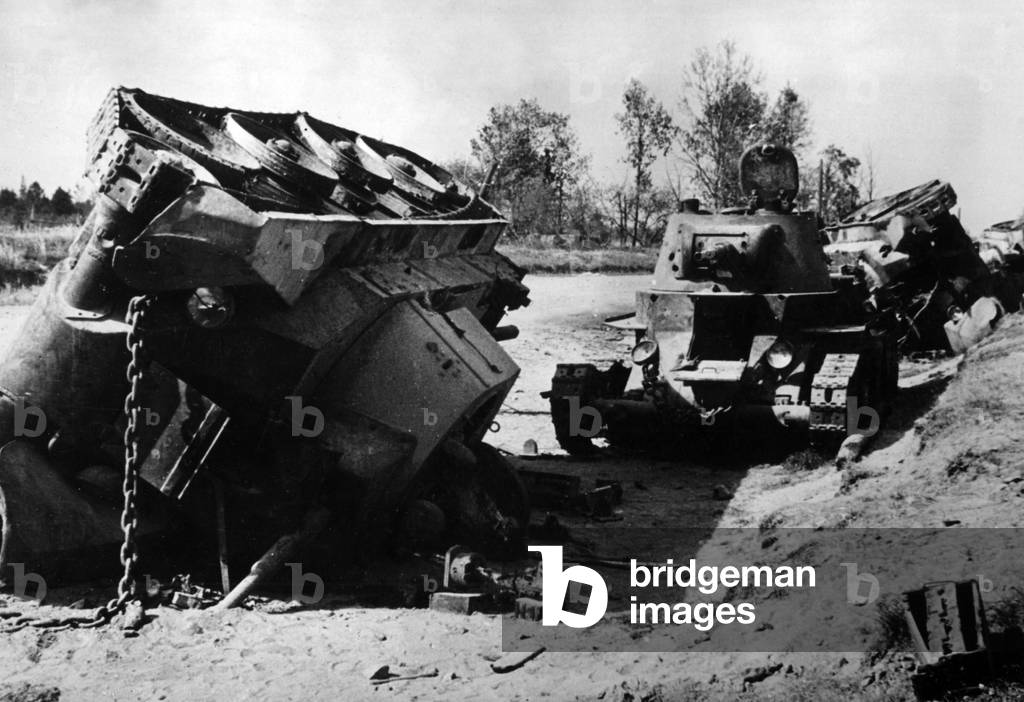 Russian tanks destroyed