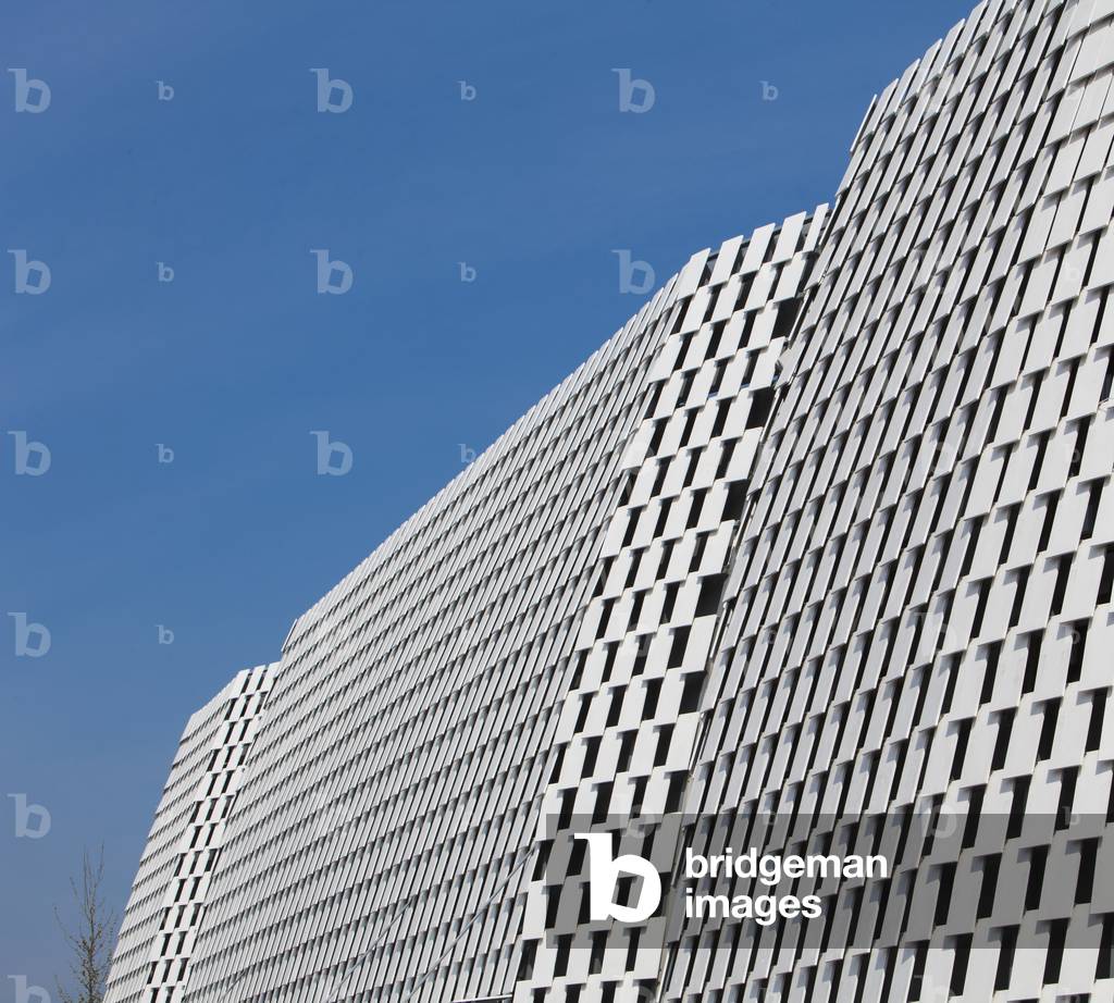 Intesa Sanpaolo by Michele De Lucchi, Expo 2015, Milan, Italy, 2015 (photo)