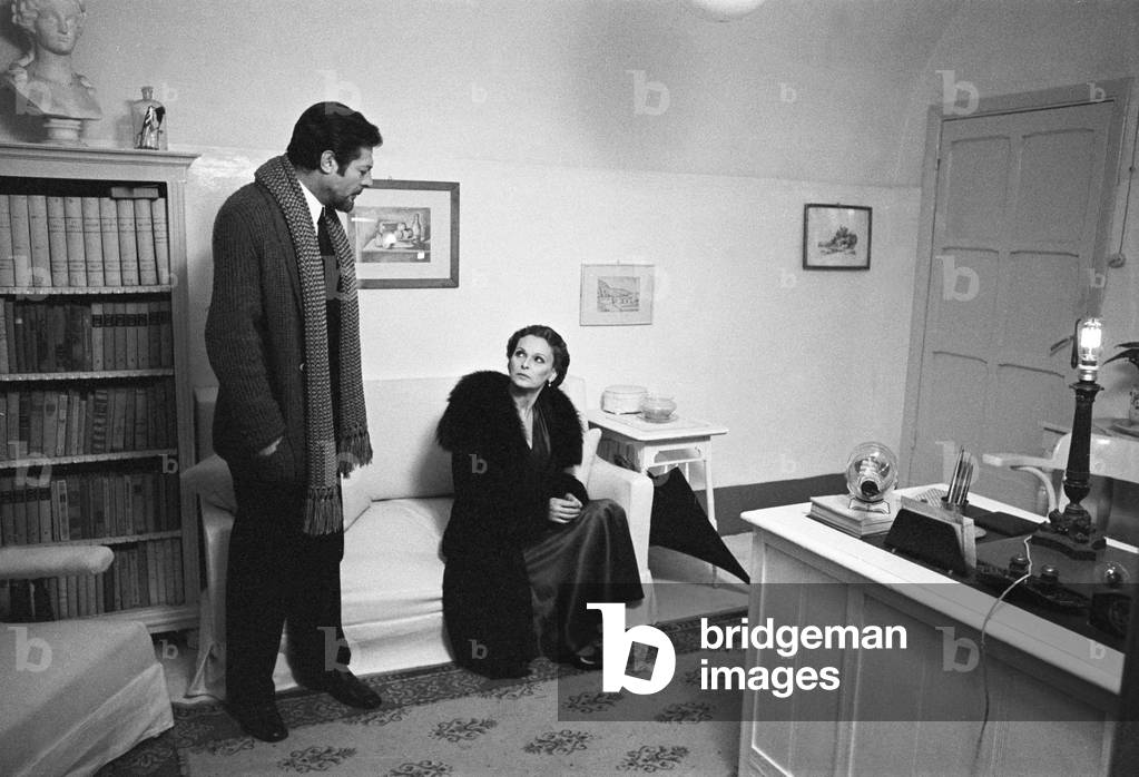 Per le antiche scale by Mauro Bolognini, 1975