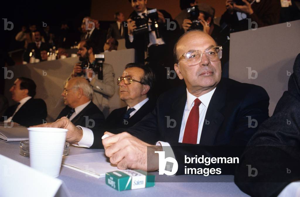 Bettino Craxi and Giulio Andreotti in a public meeting