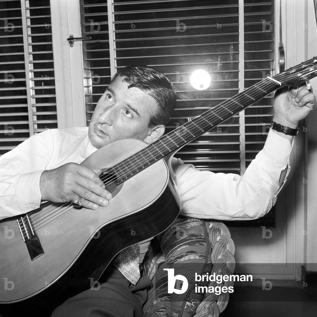 Renato Rascel posing, Italy, 1963 (b/w photo)