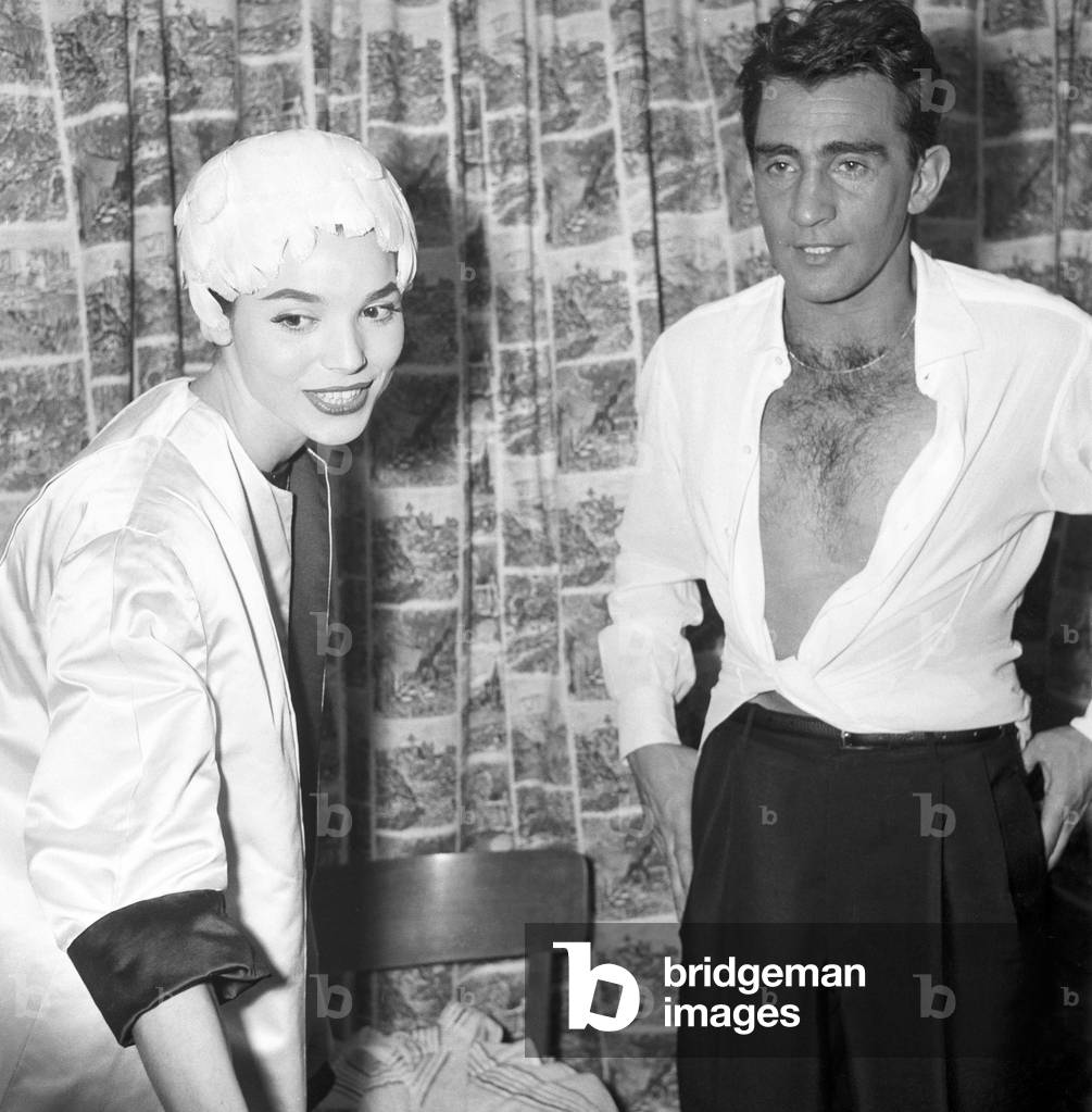 Walter Chiari and Elsa Martinelli in the dressing room at the premiere of the revue 