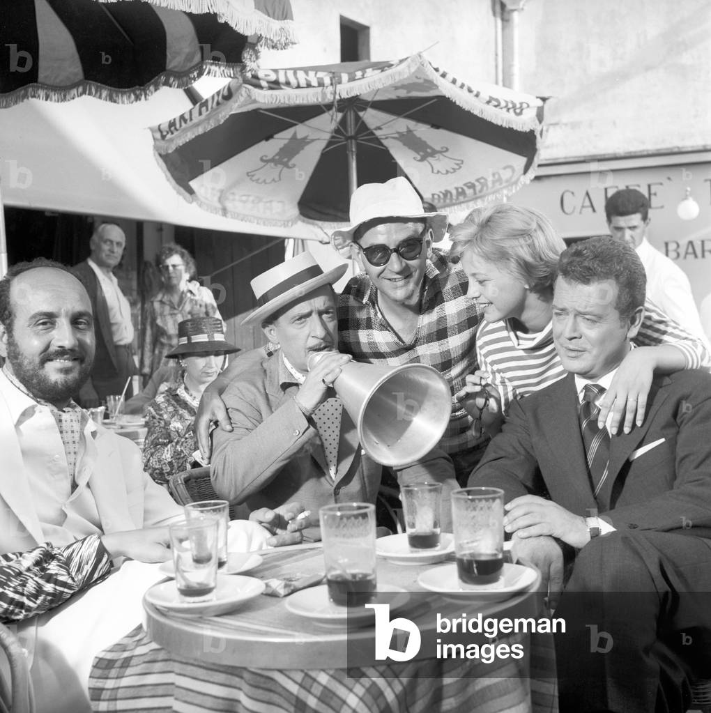 Giuseppe Lipartiti, Alessandra Panaro and Nino Taranto in Avventura a Capri (b/w photo)