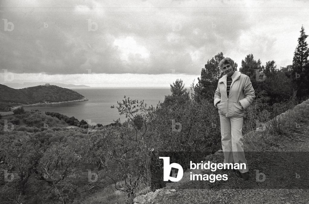 Susanna Agnelli mayor of Monte Argentario, 1965 (b/w photo)