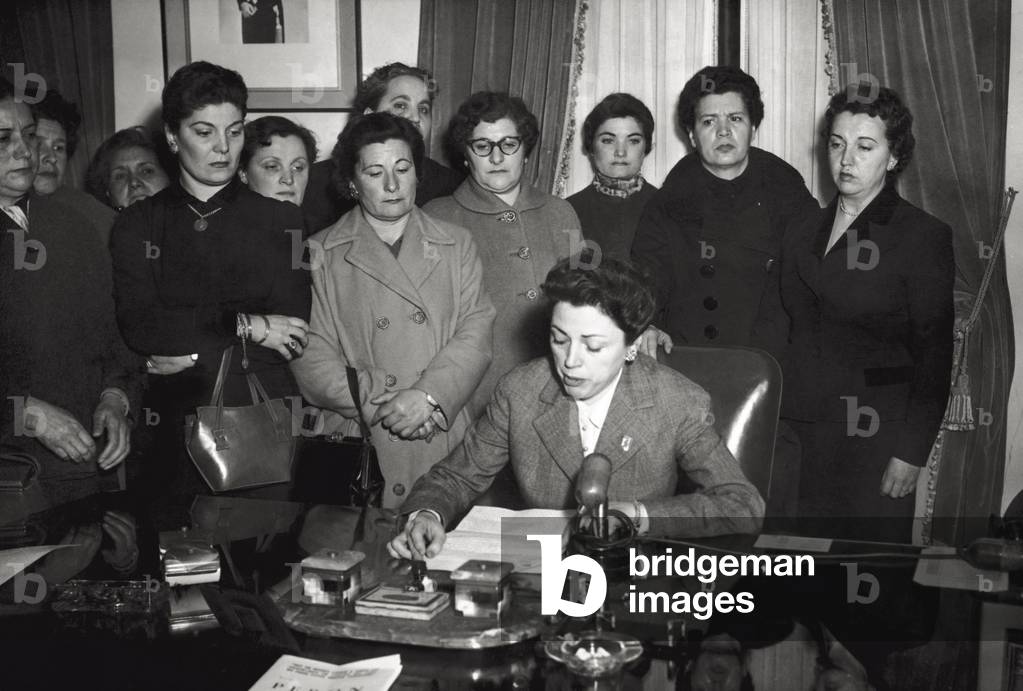 Meeting of Peronist women