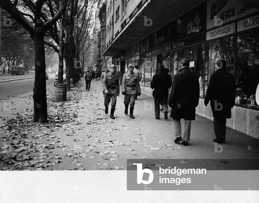 A street in Belgrade, 1958 (b/w photo)