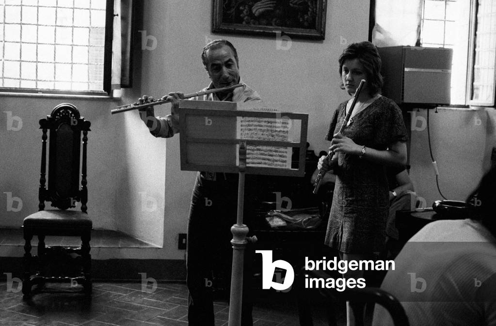 Severino Gazzelloni giving a flute lesson