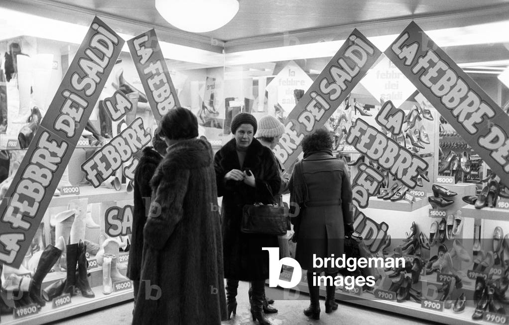 Sales in a shop, Italy, 1970