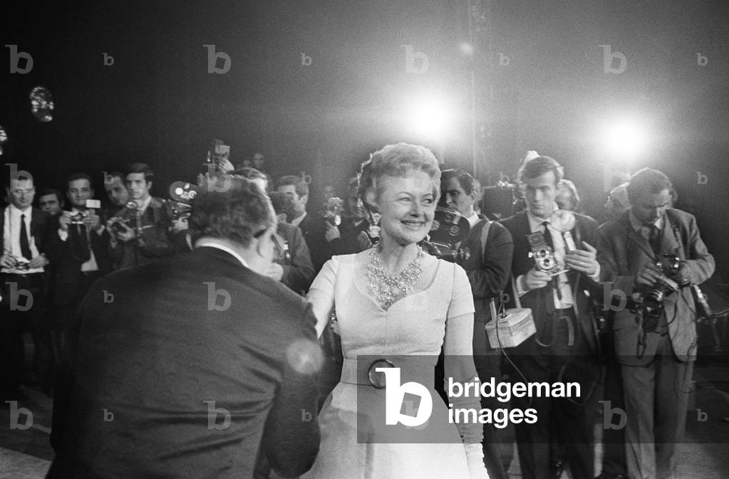 Silver Mask Prize, Italy, 1968 (b/w photo)