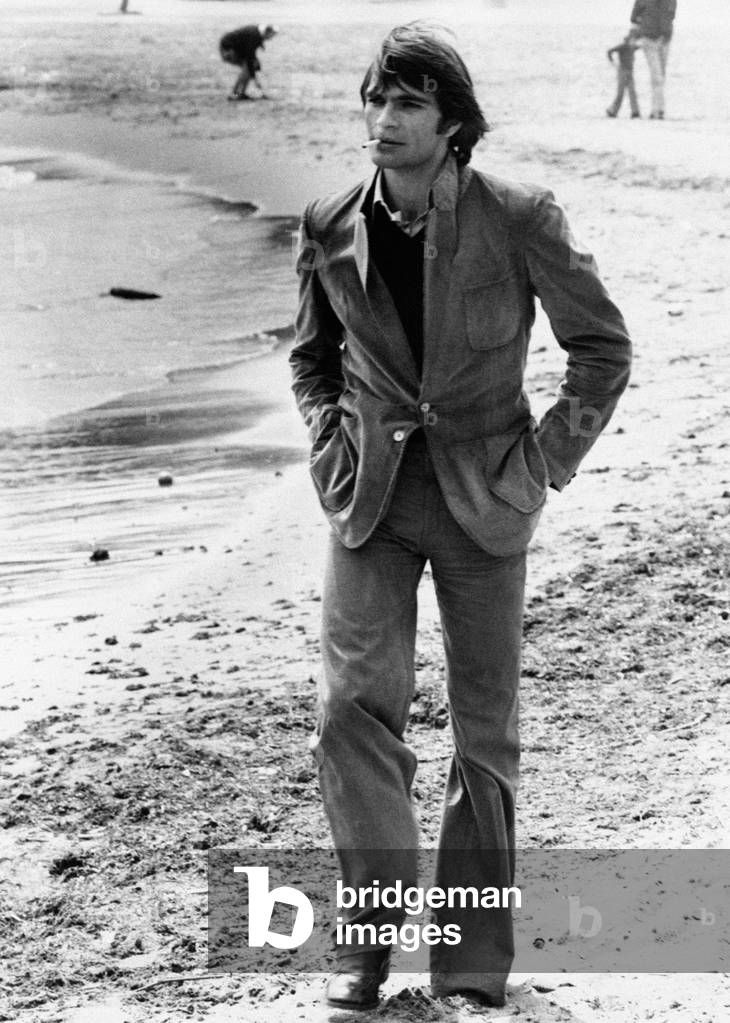 Luc Merenda on the beach on the set of the film Man without a Memory