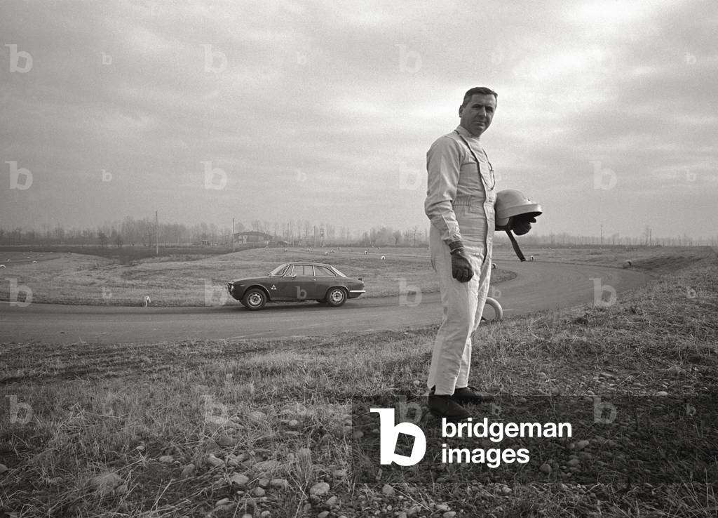 A test driver of the Alfa Romeo (b/w photo)