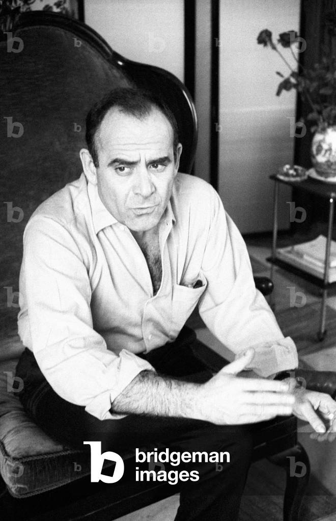 Vittorio Caprioli speaking, Italy, 1960