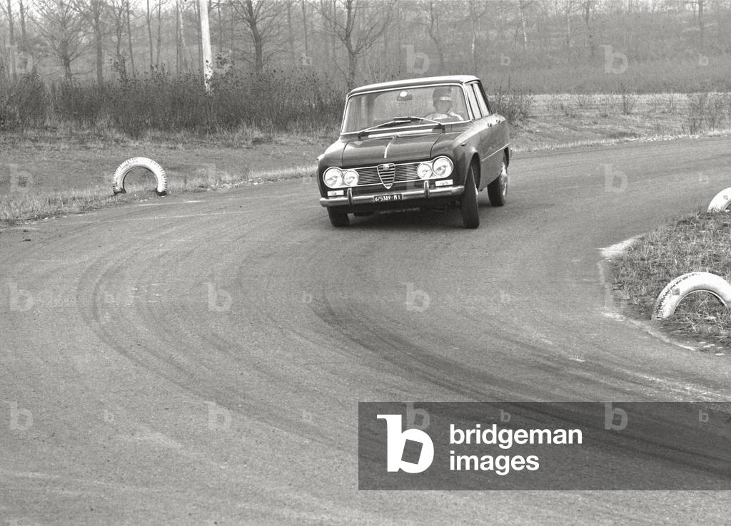 Test of an Alfa Romeo car (b/w photo)