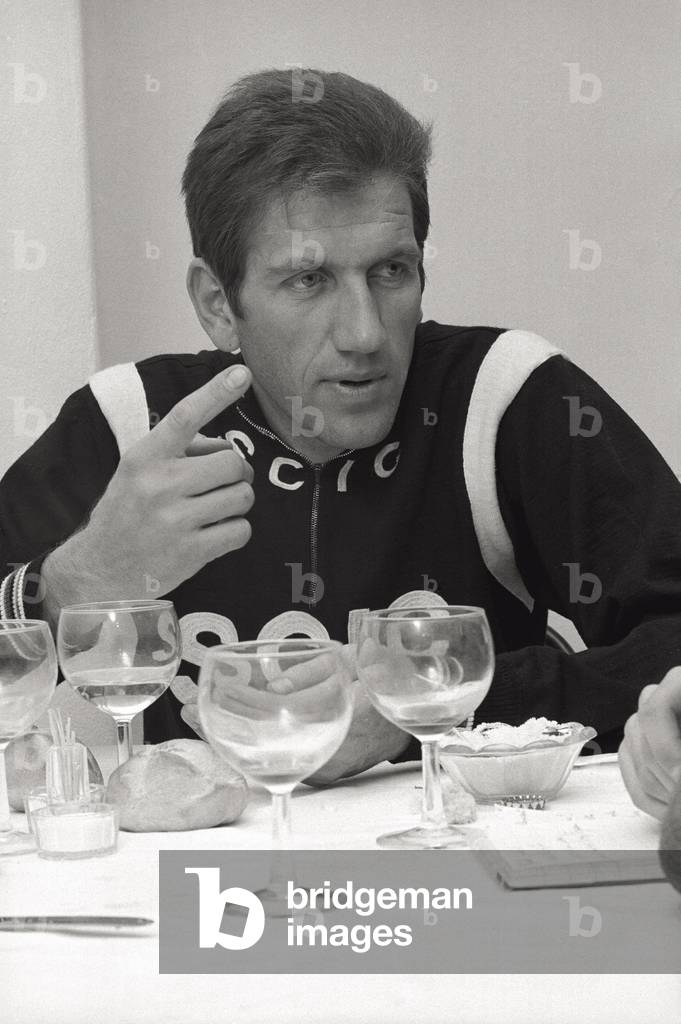 Vittorio Adorni at the table