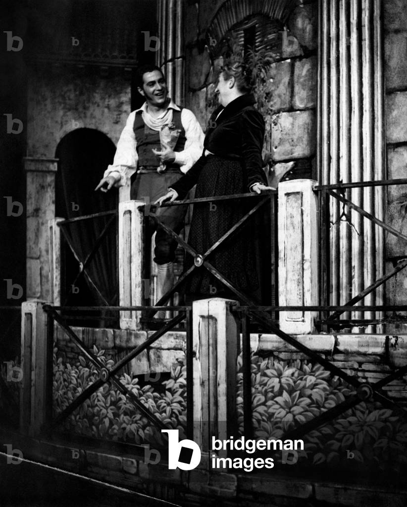 Nino Rugantino in a scene of Rugantino with another actress