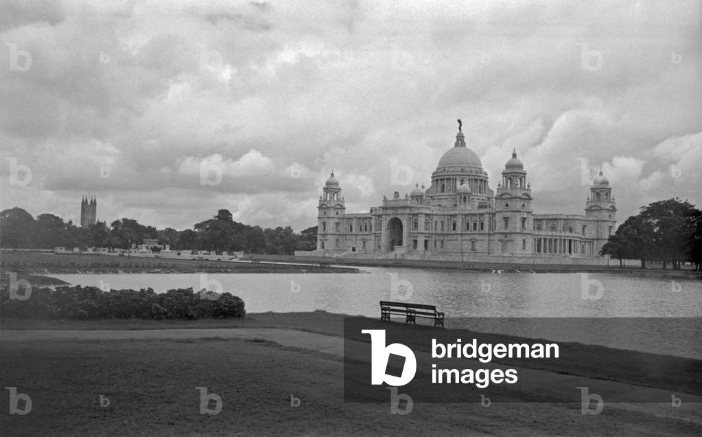 The Victoria Memorial, Kolkata, India, 1962 (b/w photo)