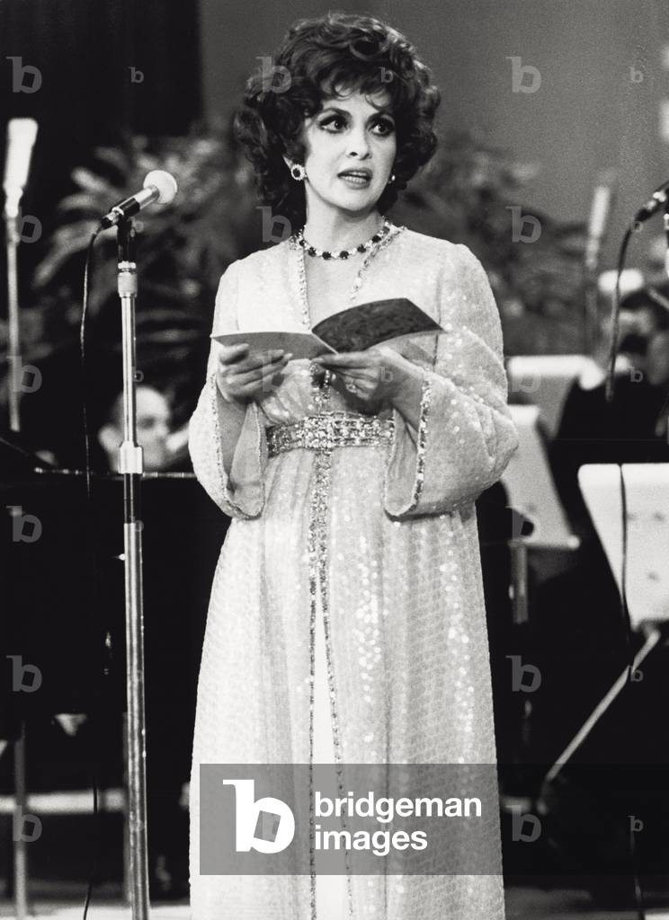 Gina Lollobrigida at Naples Festival